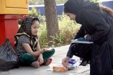 نتیجه کمک نقدی به کودکان کار در خیابان